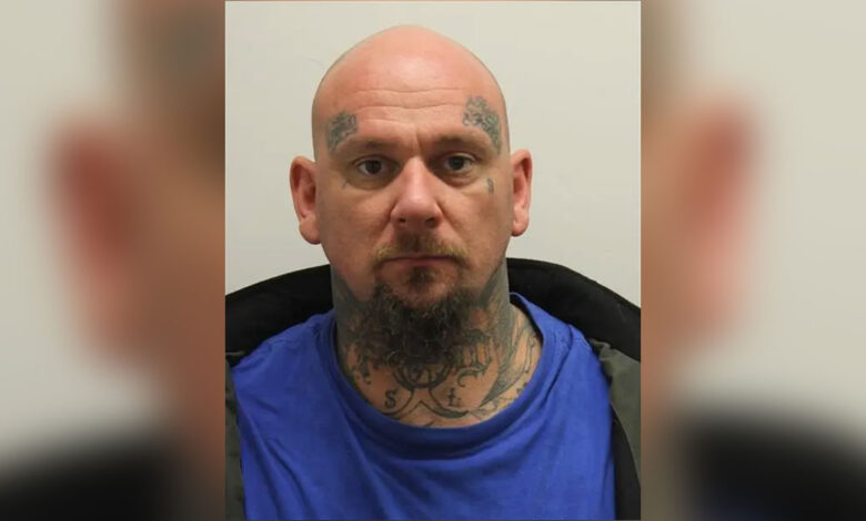 Mother Shoots Convicted Child Molester During Attack on Daughter in Indianapolis Hotel Mother Shoots Convicted Child Molester During Attack on Daughter in Indianapolis Hotel