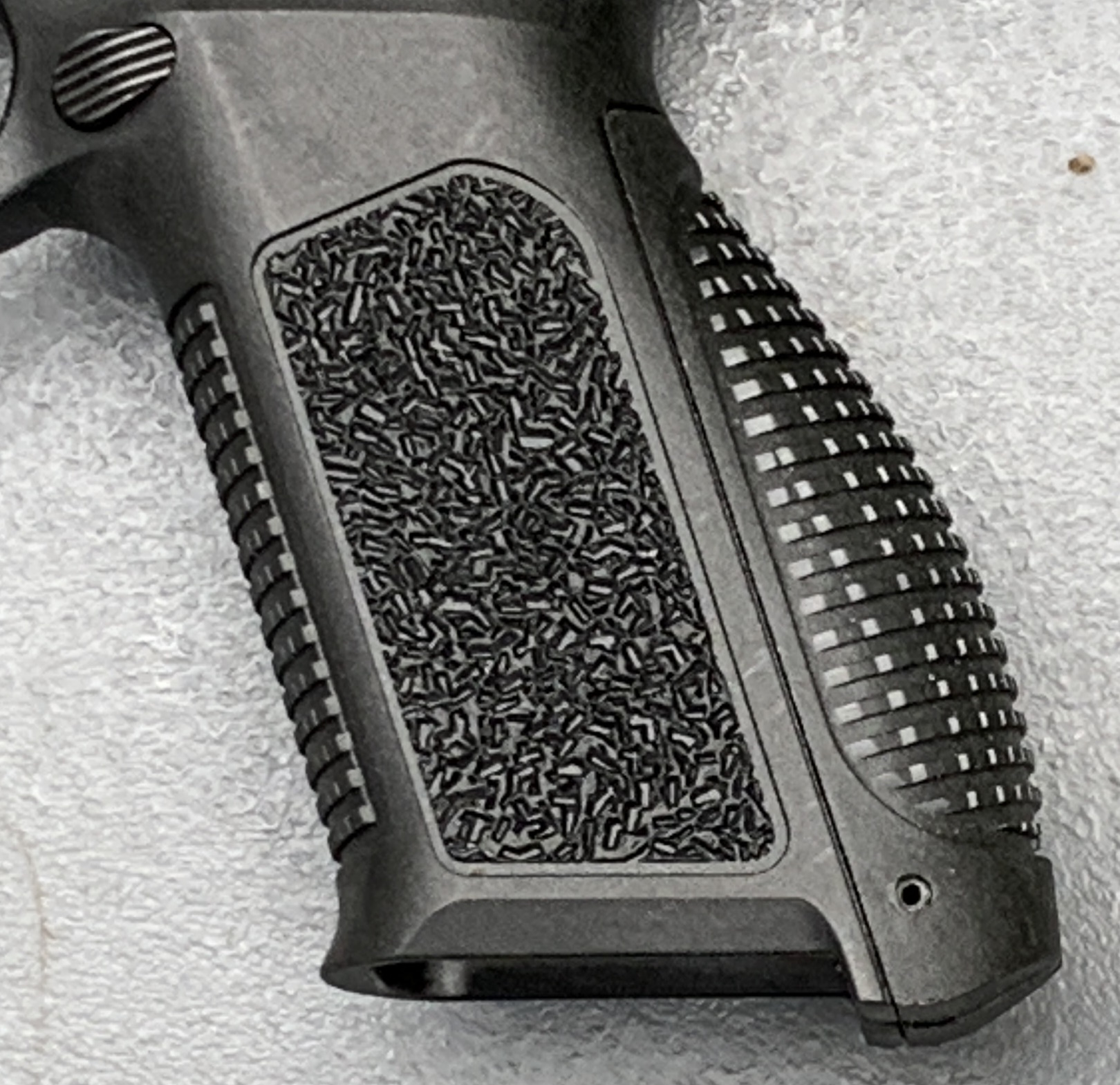 KOR-FX-9-9mm-grip KOR-FX-9-9mm-grip