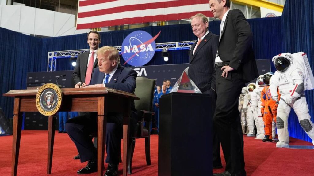Trump Signs Order for US Space Academy for Space Force, NASA Trump Signs Order for US Space Academy for Space Force, NASA